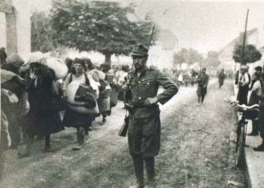 Mass deportation of Jews, Serbian villagers and muslims to Jasenovac